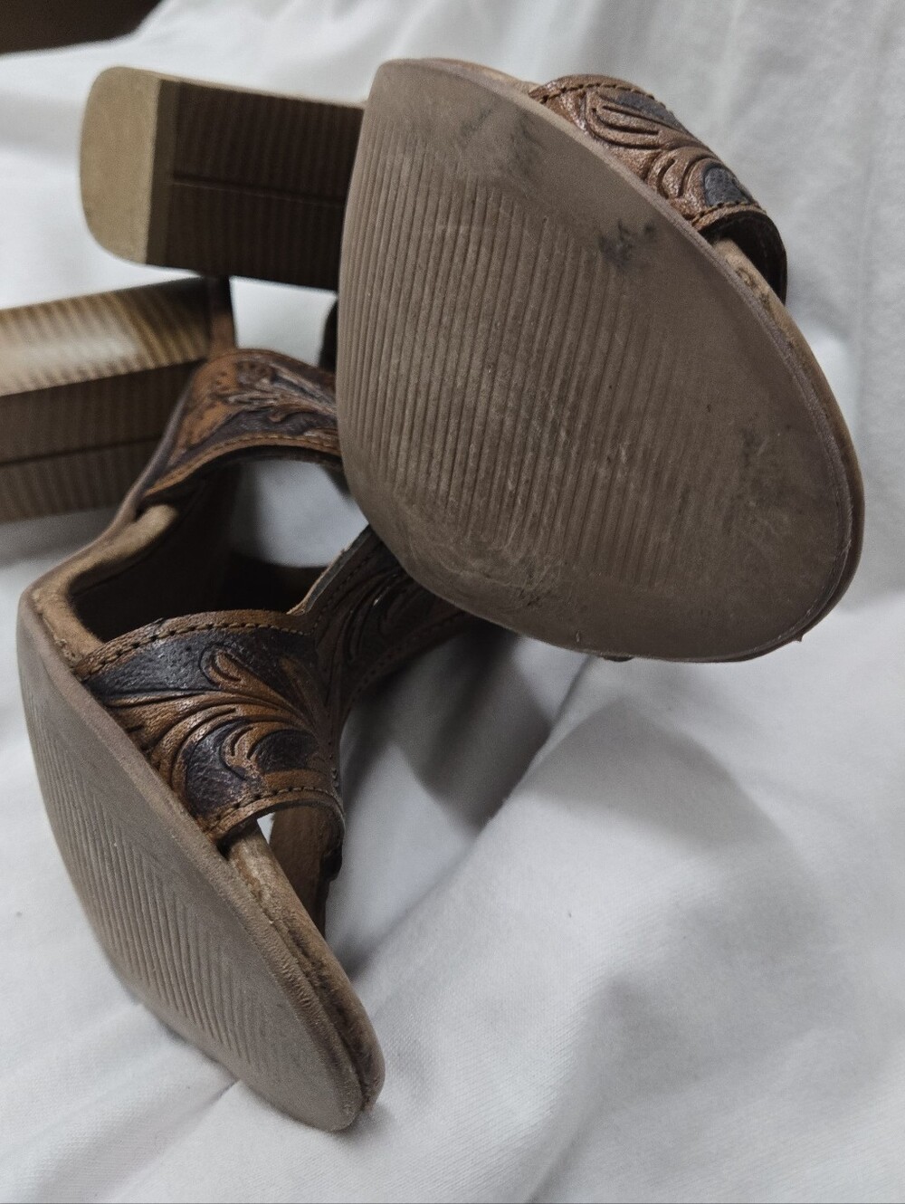 Roper Brown Tooled Leather Open-Toe Block Heel Sandal - Picture 11 of 11